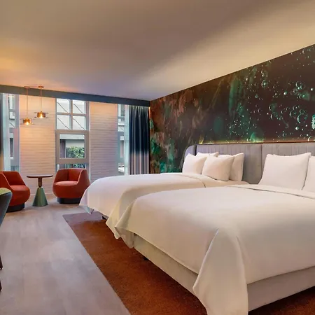 Renaissance Amsterdam Hotel-2